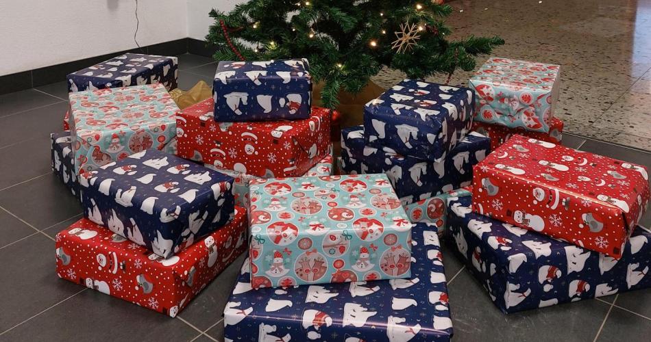 Weihnachtspakete 1
