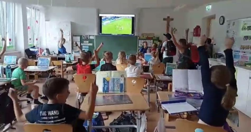 Fußball